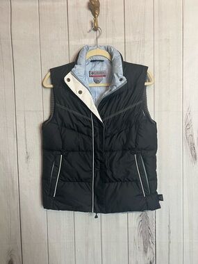 Columbia Women's Black Puffer Vest with Light Blue Trim